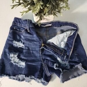 SO Distressed Denim Shorts Dark Wash Ripped Frayed Hem Juniors Size 9